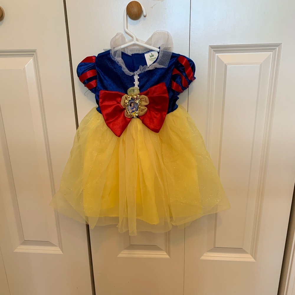Infant Snow White Costume with red slippers